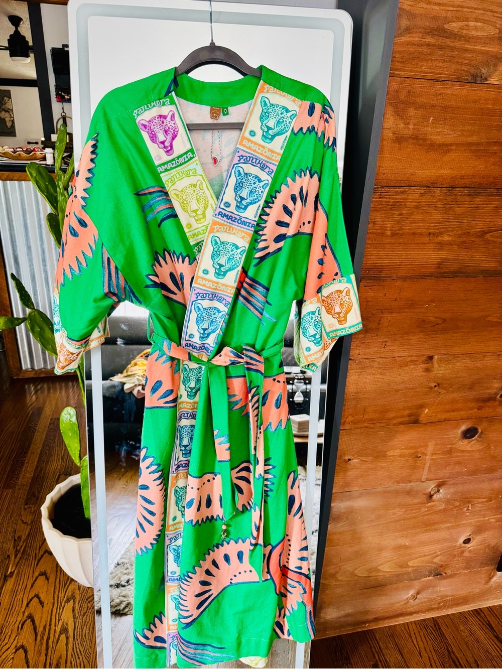 FARM RIO SZ M KIMONO OR A DRESS GREEN AMAZON NEW